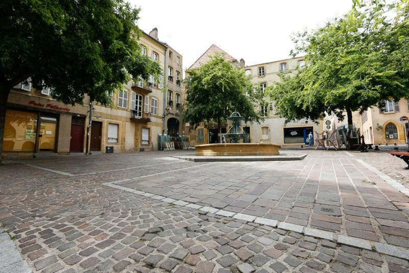Appartement Jeanne D'Arc Metz Eksteriør bilde